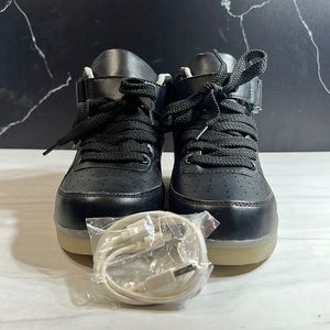Unbranded Kid’s LED High Top Sneaker Black sz 3.5